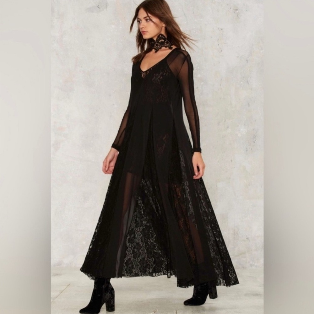 We Are Hah NWT Elegant Black Lace Semi-Sheer Long Sleeve Maxi Dress Medium